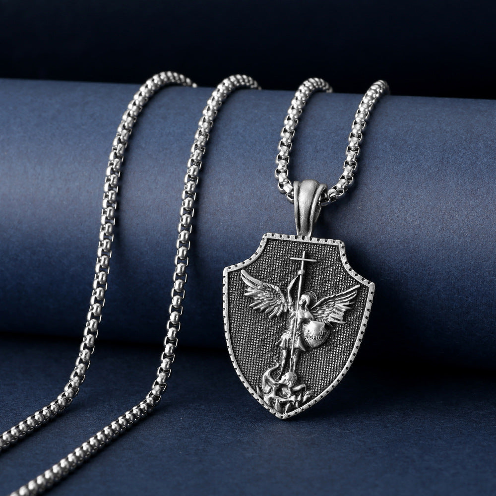 Collana con scudo dell'Arcangelo San Michele Christianartworkshop - image 4