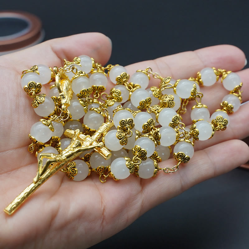 Christianartworkshop Fede e carità: Rosario cattolico in calcedonio bianco naturale - image 5