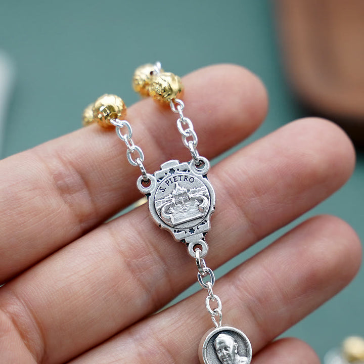 Rosario fatto a mano in lega d'oro con crocefisso di Gesù pastore Christianartworkshop - image 3