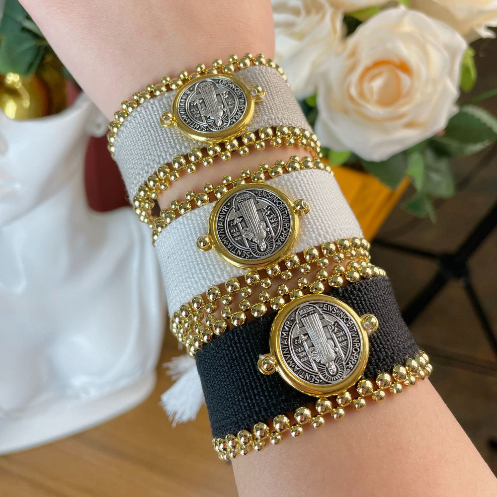 Bracciale intrecciato di protezione di San Benedetto fatto a mano - image 1