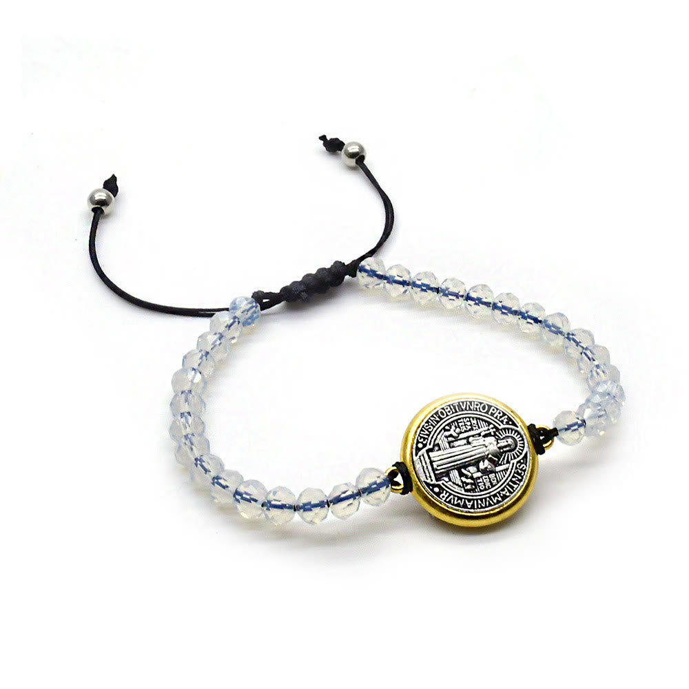 Bracciale regolabile con ciondolo a croce e medaglia di San Benedetto - Bianco - image 1