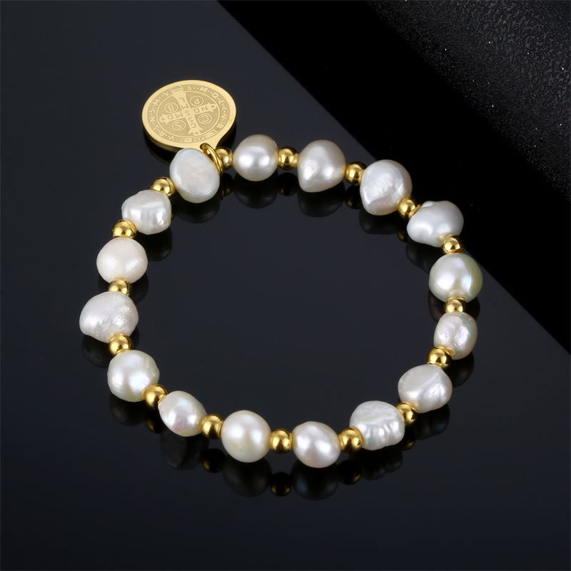 Bracciale con medaglia di San Benedetto e perle irregolari - image 2