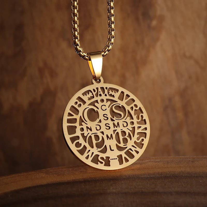 Collana con pendente traforato con simbolo di San Benedetto Christianartworkshop - D'oro - image 0
