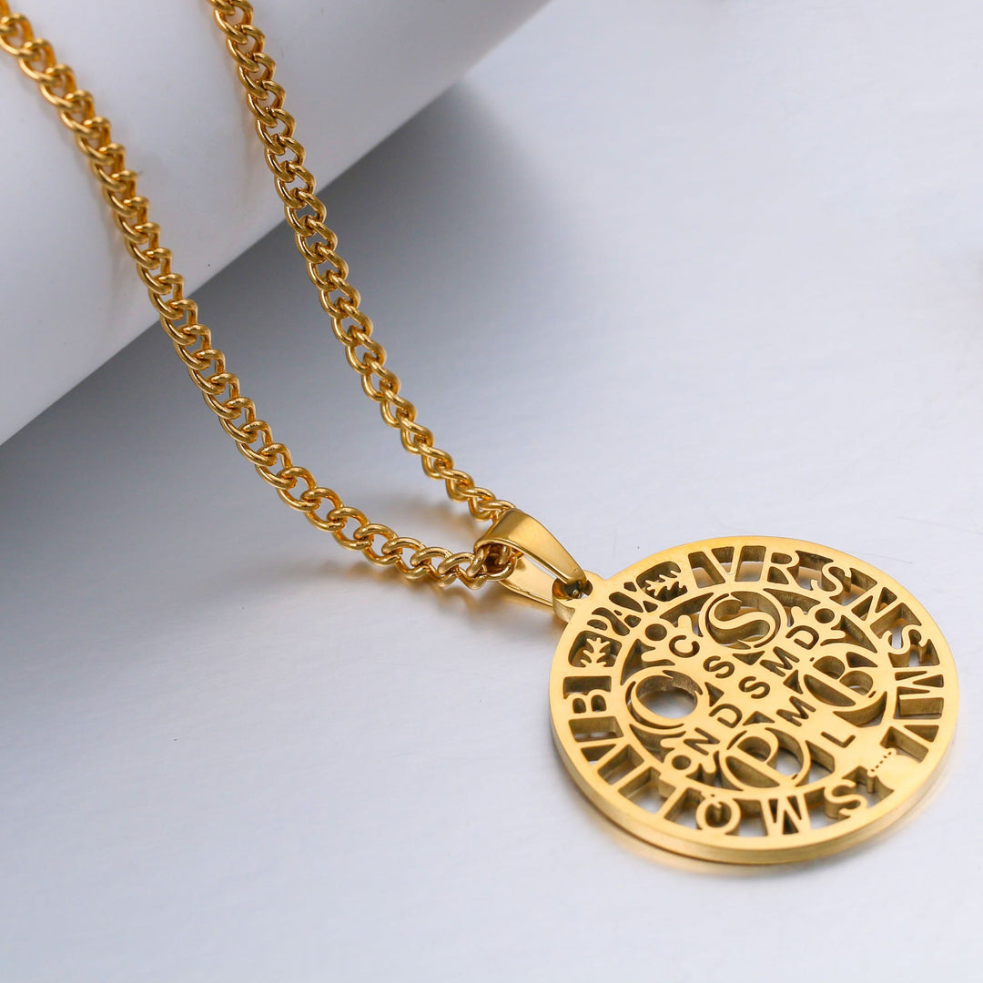 Collana con pendente traforato con simbolo di San Benedetto Christianartworkshop - image 4