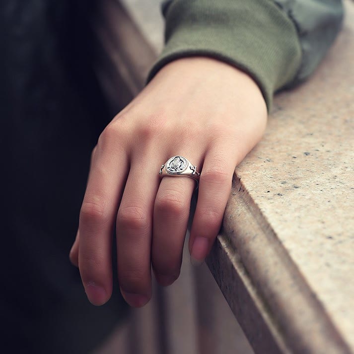 Anello regolabile mani in preghiera Christianartworkshop - image 5