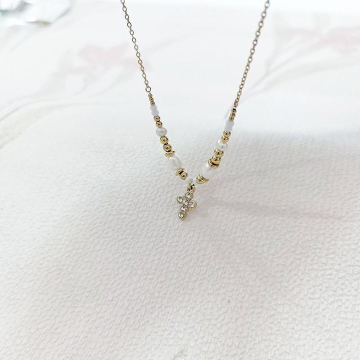 Collana con croce di perle d'acqua dolce Christianartworkshop - image 5