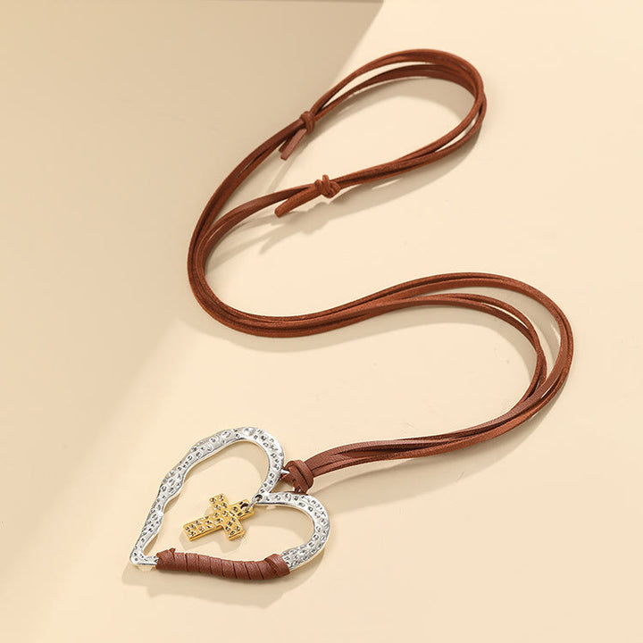 Collana con ciondolo a forma di croce a forma di cuore in lega - image 1