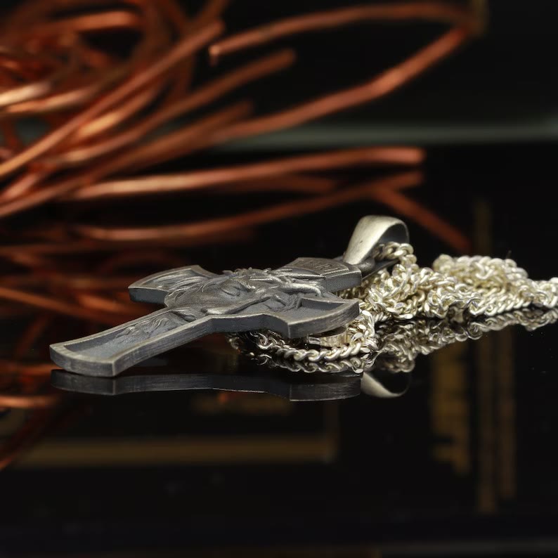 Collana con croce di Gesù Christianartworkshop - image 4