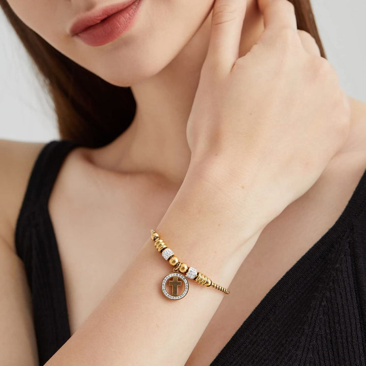 Bracciale con ciondolo a croce circolare in zirconia realizzato da Christianartworkshop - image 5