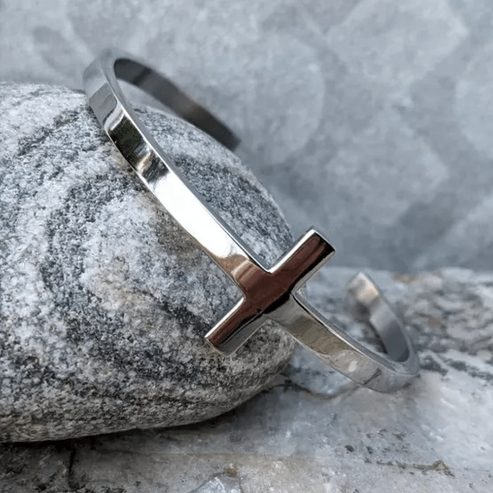 Christianartworkshop Bracciale rigido religioso con croce in argento - image 4
