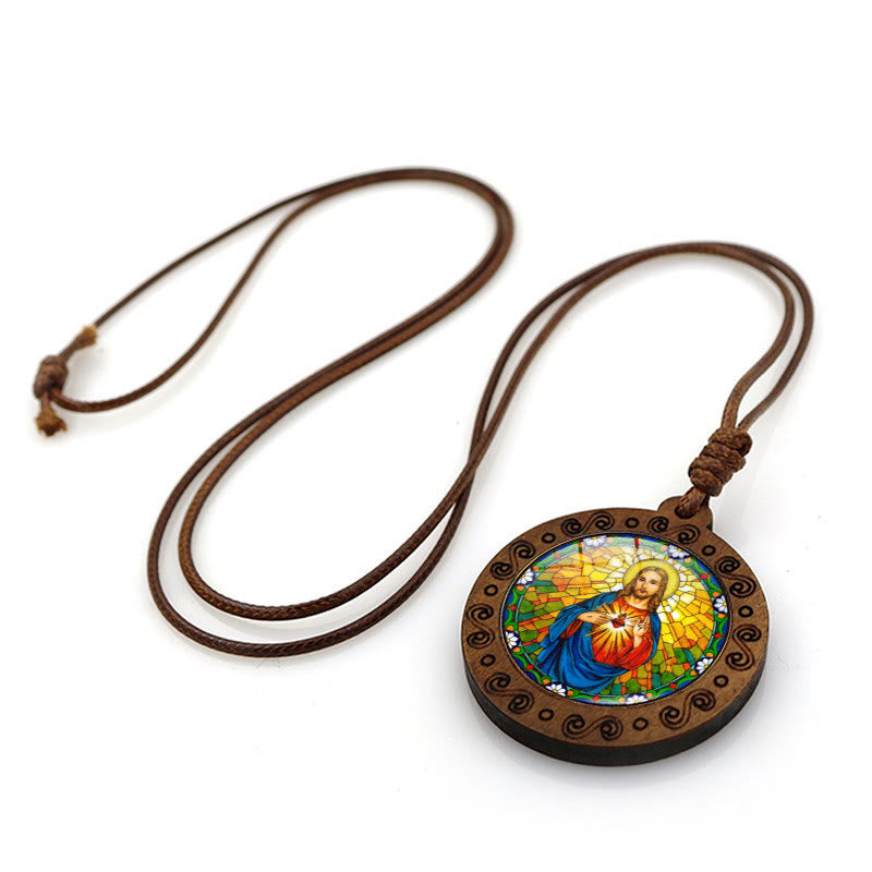 Christianartworkshop Collana con ciondolo in legno con pietra preziosa del Sacro Cuore di Gesù - image 1