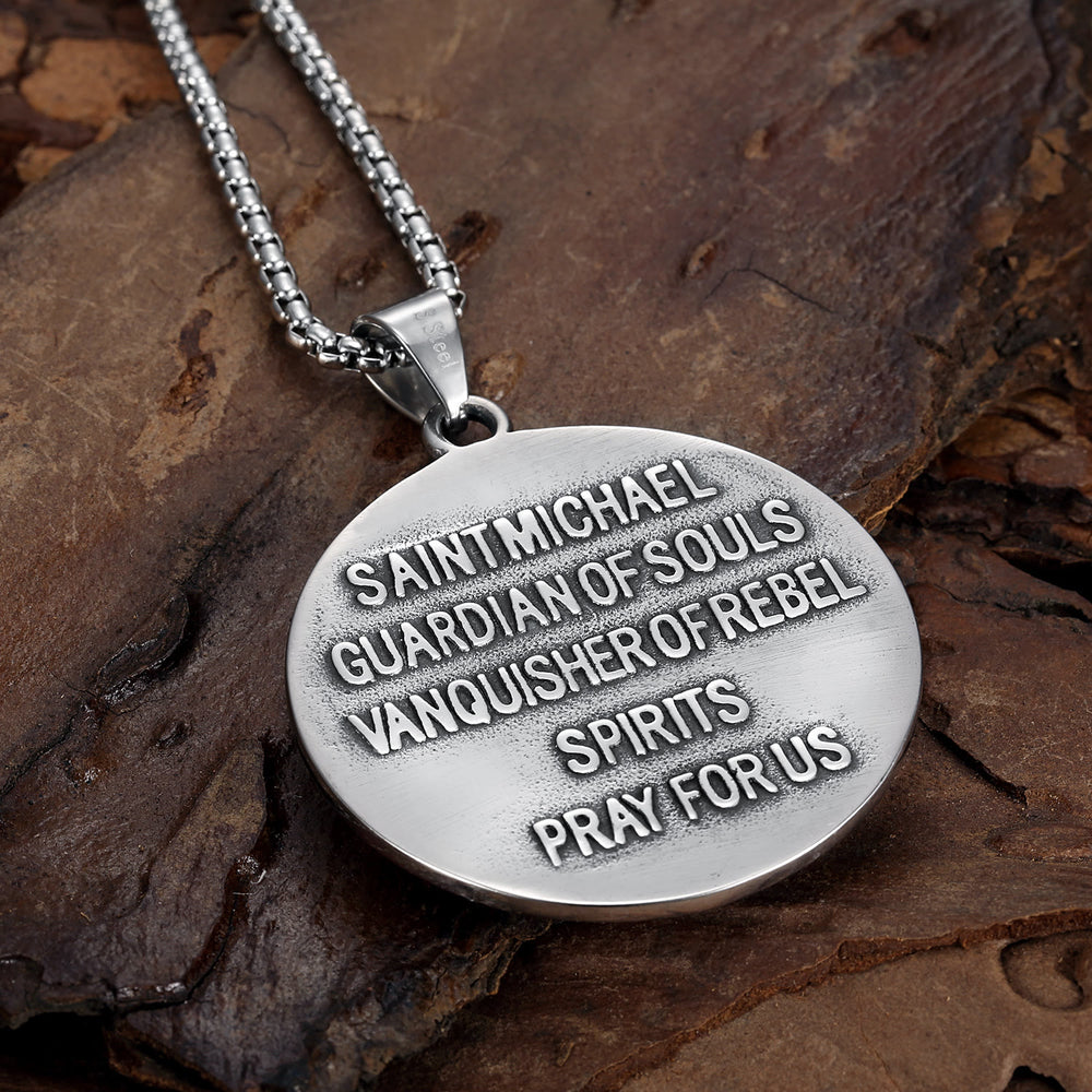 Collana religiosa classica di San Michele Arcangelo di Christianartworkshop - image 1