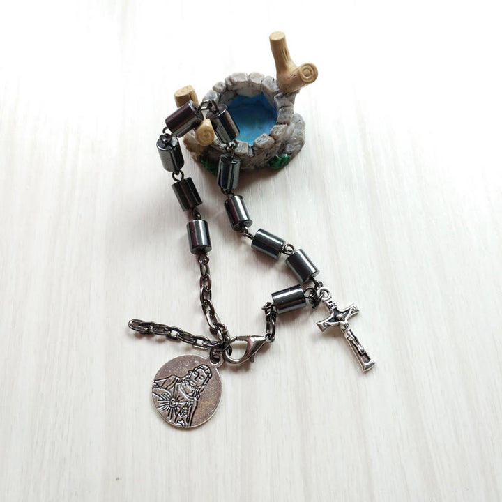 Christianartworkshop Braccialetto in ematite con cuore sacro di Gesù e crocifisso - image 2