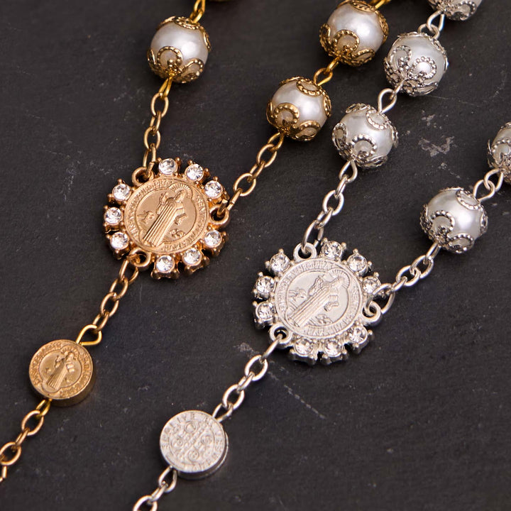 Rosario con perline di vetro cristiane, San Benedetto e la croce di Gesù - image 1