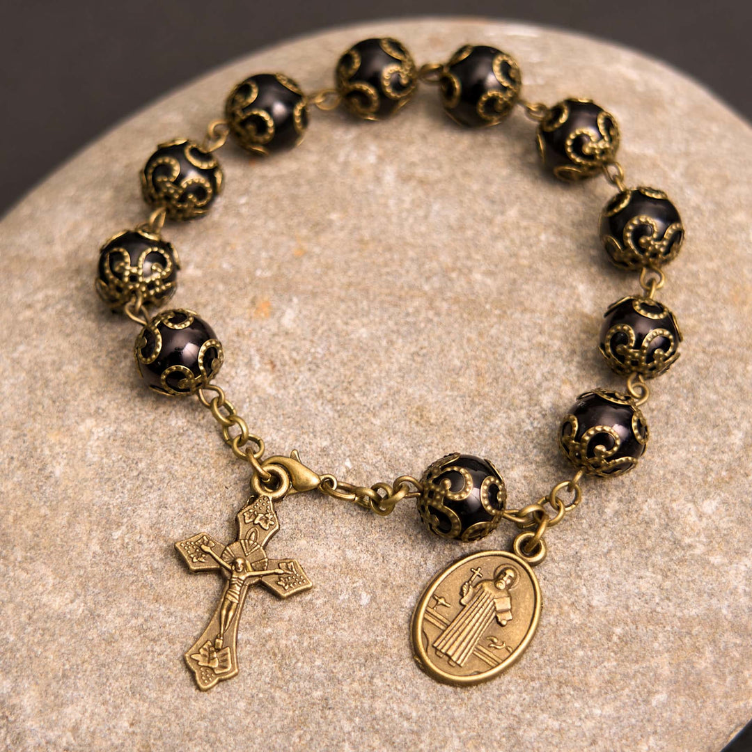 Bracciale rosario con crocifisso e medaglia di San Benedetto in stile retrò nero realizzato Christianartworkshop - Nero - image 0