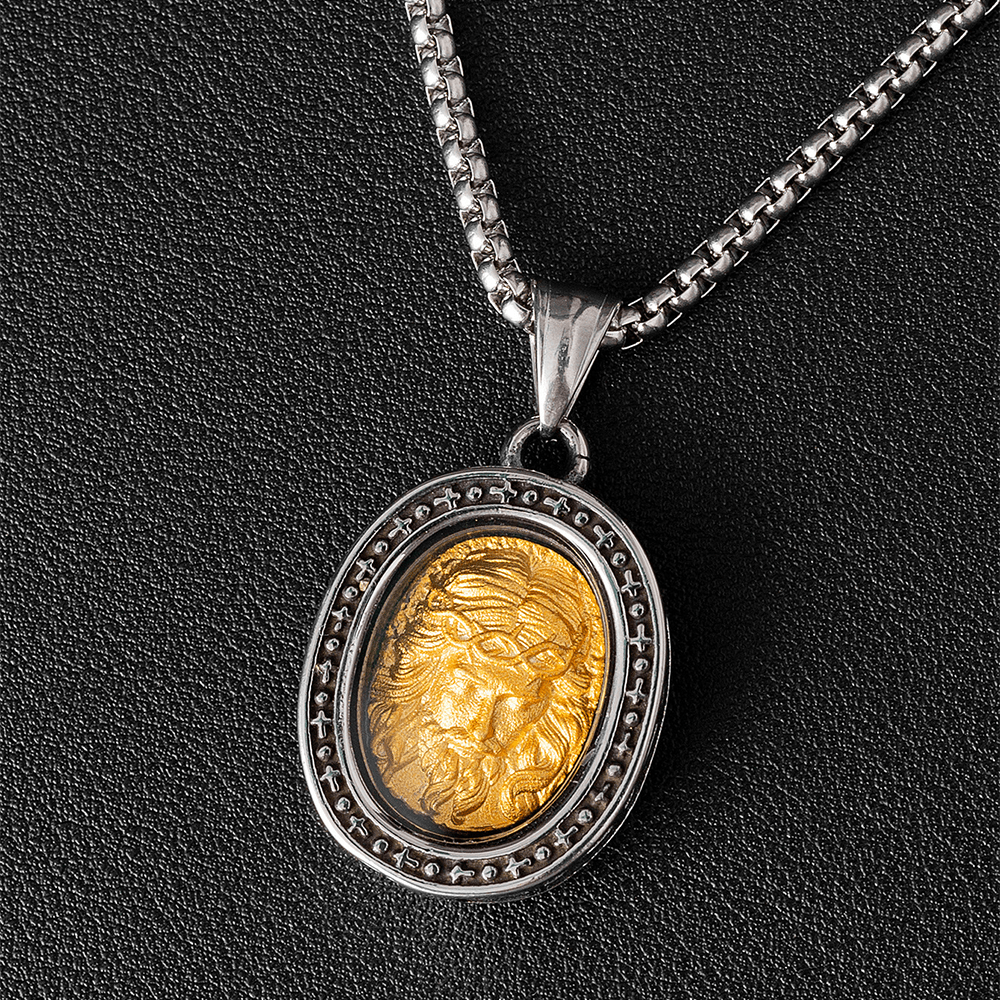 Christianartworkshop, la medaglia dorata di Cristo Santo, collana in titanio - Corona di spine - image 7