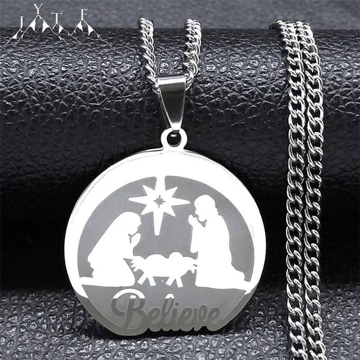 Collana con ciondolo a forma di Natività in argento Christianartworkshop , regalo di Natale - Argento - image 0