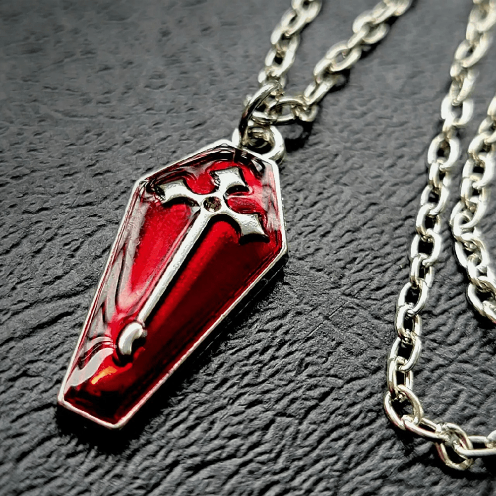 Collana a forma di croce con bara da vampiro di Halloween in smalto rosso in stile gotico Christianartworkshop - Rosso - image 0