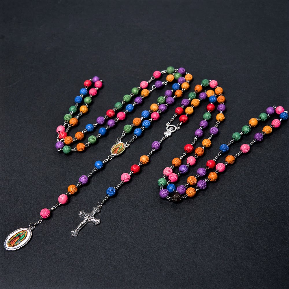 Christianartworkshop Rosario con catena in lega di resina multicolore rosa da 8 mm e crocifisso di Nostra Signora di Guadalupe - image 1