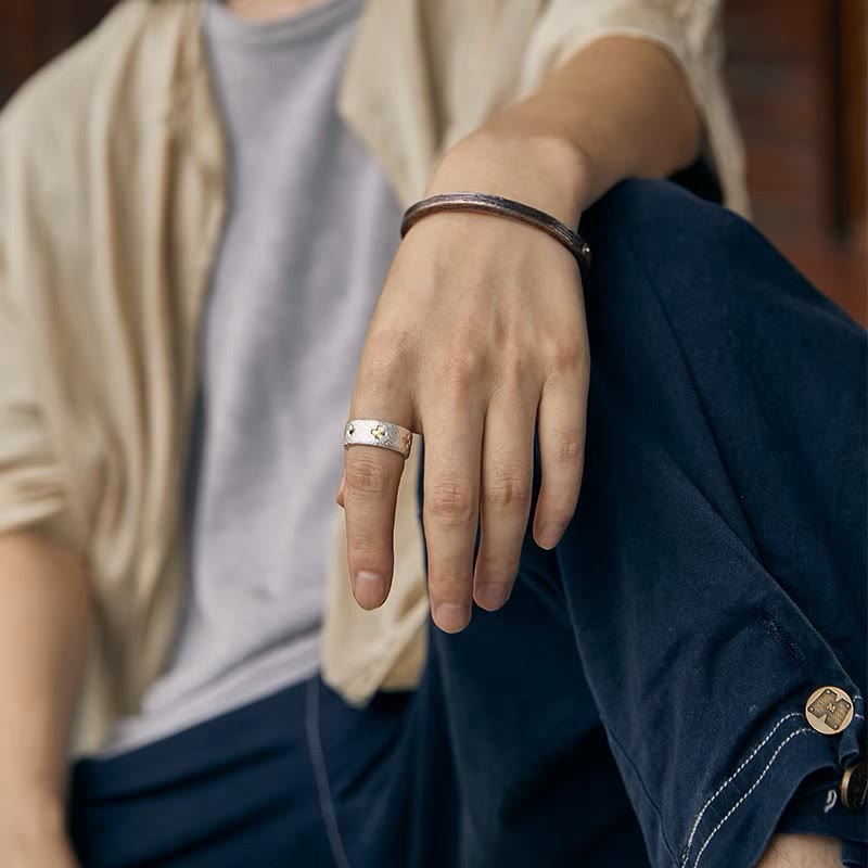 Christianartworkshop Anello regolabile in argento sterling con croce in stile minimalista - image 1