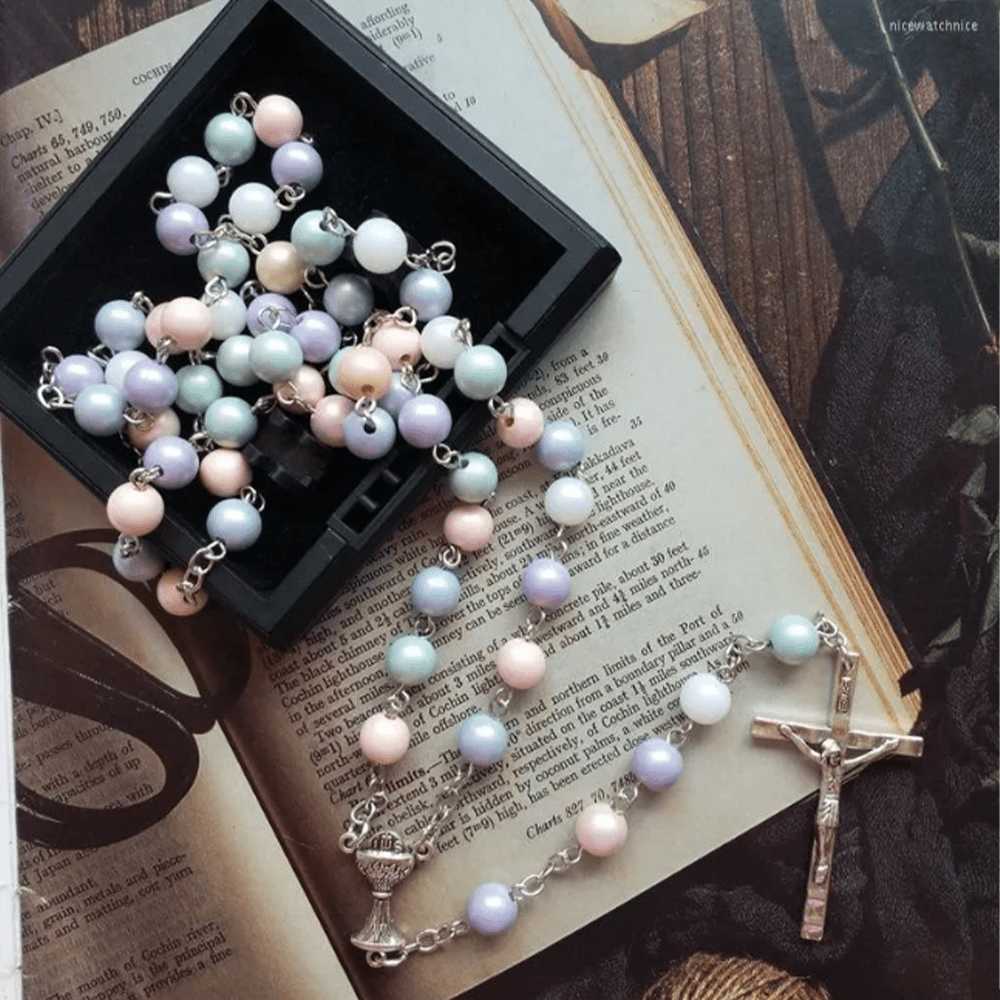 Christianartworkshop Rosario con catena in lega acrilica multicolore rotonda da 8 mm con Sacro Graal e Crocifisso - image 1