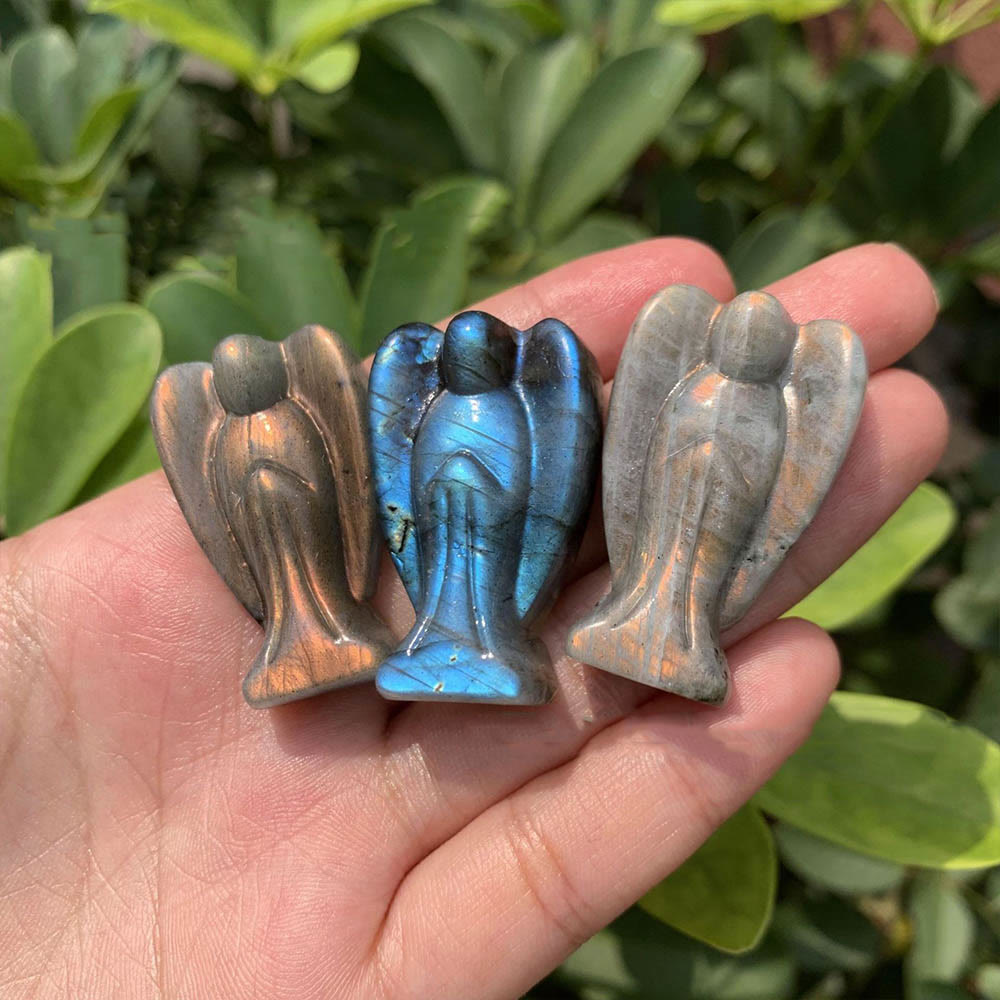 Christianartworkshop Statuetta di angelo in labradorite multicolore in stile astratto minimalista, ornamenti da tavolo stereoscopici - image 1