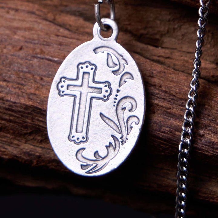 Collana con ciondolo a forma di croce e fiore del Sacro Cuore di Gesù in stile classico Christianartworkshop - image 3