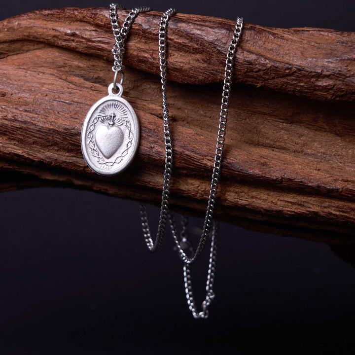 Christianartworkshop Collana con ciondolo a forma di croce con cuore sacro di Gesù in stile classico - Argento - image 0
