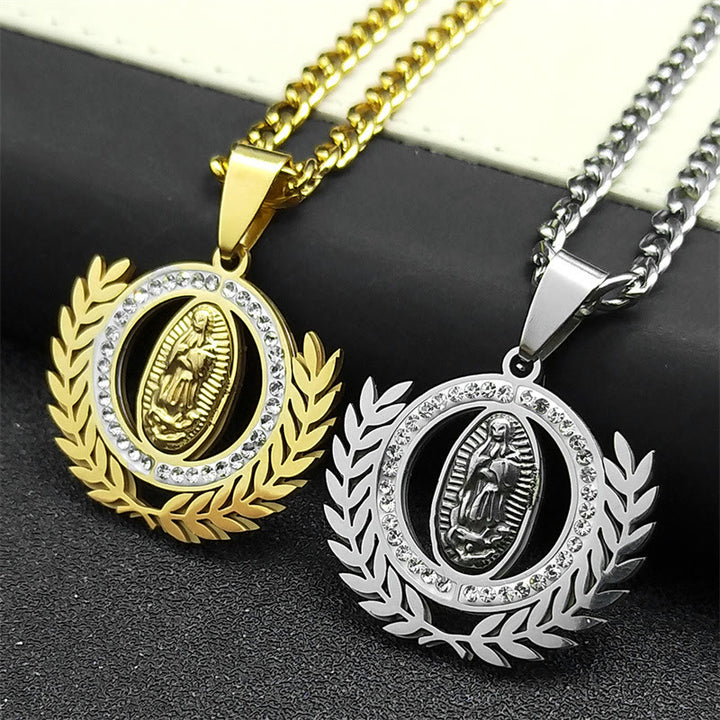 Collana con pendente in stile classico con ramo d'ulivo e strass della Madonna di Guadalupe Christianartworkshop - image 1