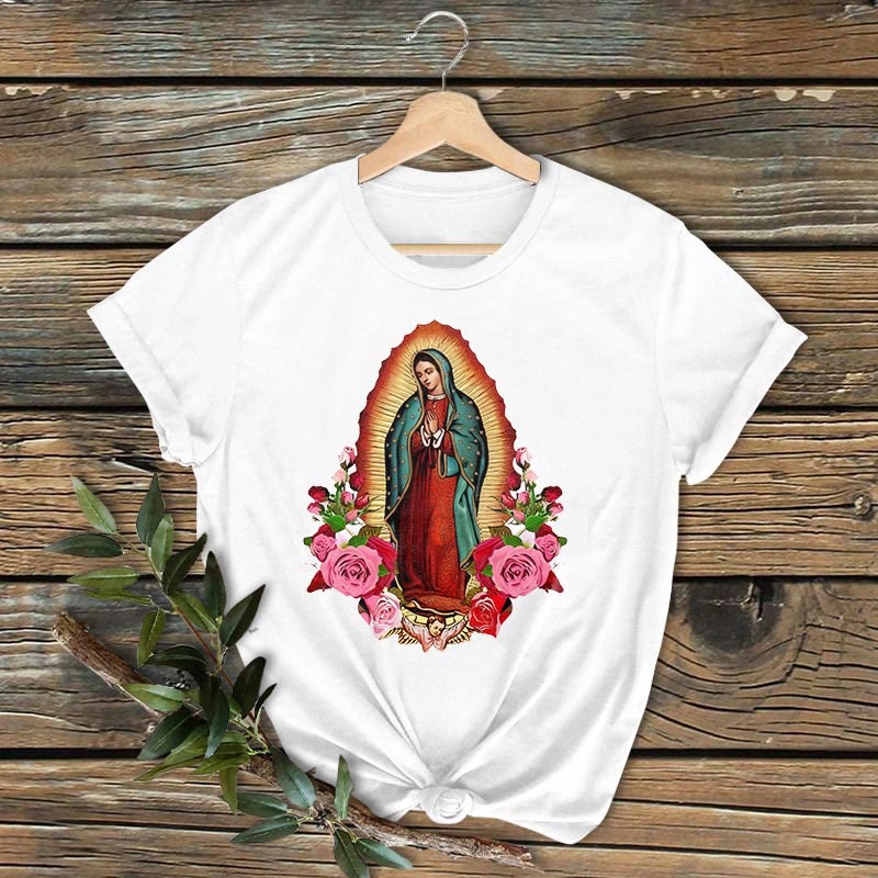 Christianartworkshop Maglietta classica colorata a maniche corte con la Madonna di Guadalupe - Bianco - 2XL - image 0