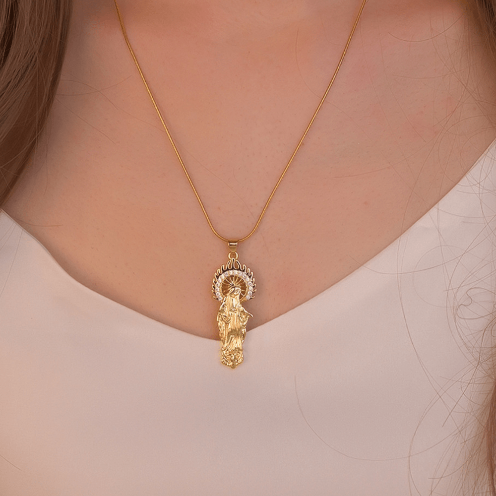 Christianartworkshop Collana con ciondolo di lusso dell'Assunzione della Vergine Maria e della Madonna di Guadalupe - image 6