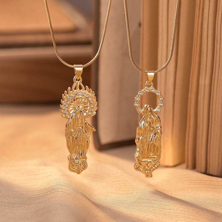 Collana con ciondolo di lusso in stile Christianartworkshop Assunzione della Vergine Maria, Nostra Signora di Guadalupe - image 4