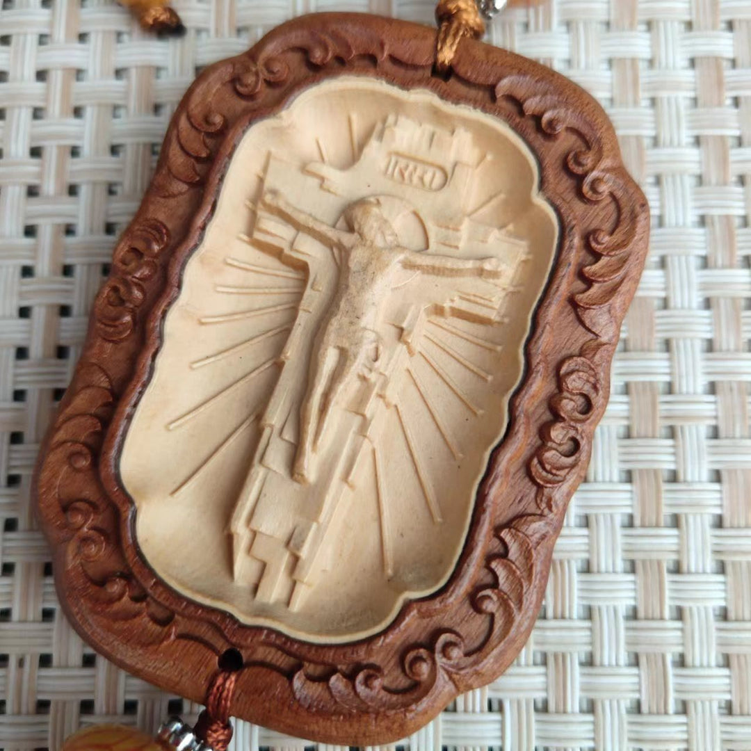 Christianartworkshop Ornamento da appendere allo specchietto retrovisore dell'auto con nappe in stile classico in legno di bosso con crocifisso - image 1