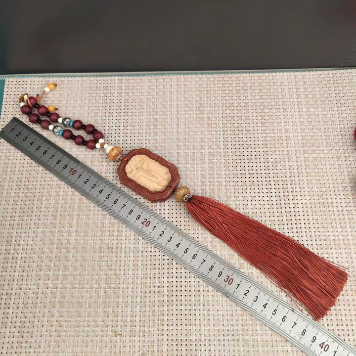 Christianartworkshop Ornamento da appendere allo specchietto retrovisore dell'auto con nappe in stile classico in legno di bosso con crocifisso - image 2