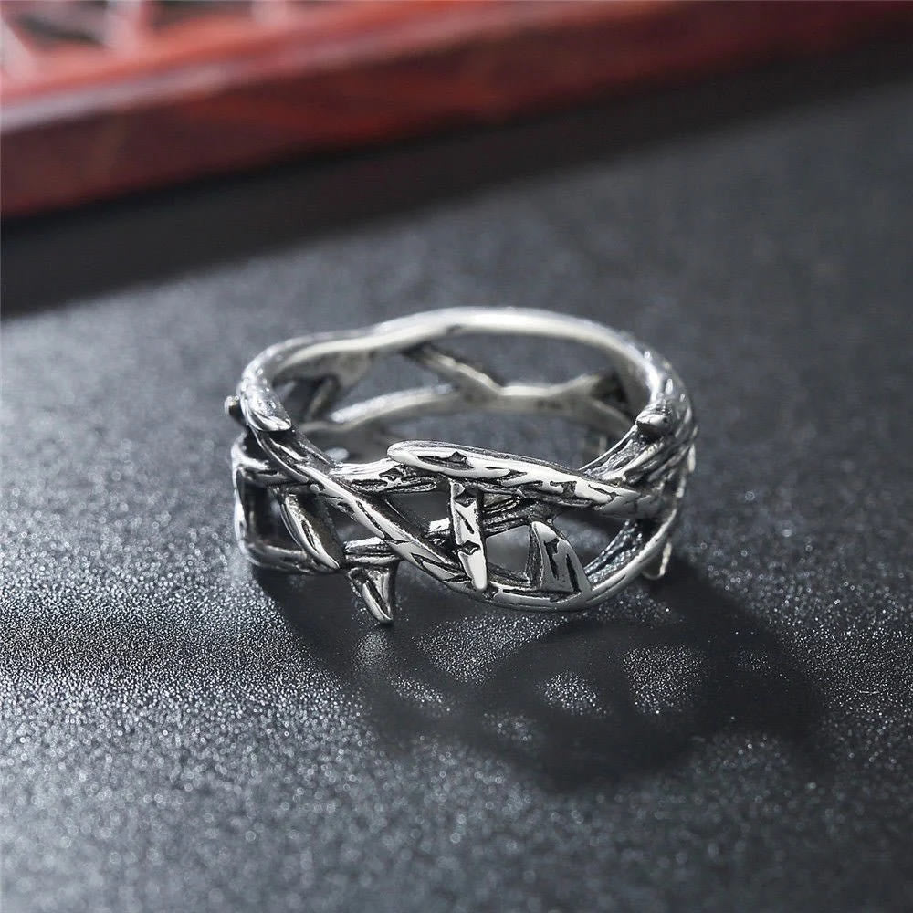 Anello in acciaio al titanio con corona di spine di Gesù in stile retrò realizzato Christianartworkshop - US 12 - image 0
