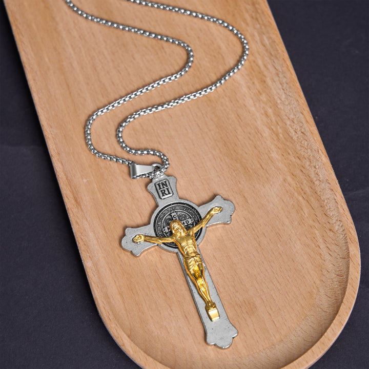 Christianartworkshop Collana con pendente in lega con icona di San Benedetto e crocifisso di Gesù in stile classico - image 1