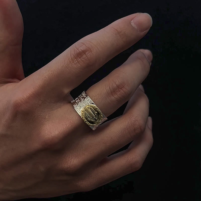 Anello regolabile in lega bicolore in oro con medaglia miracolosa in stile retrò Christianartworkshop, con benedizione di Maria - image 1