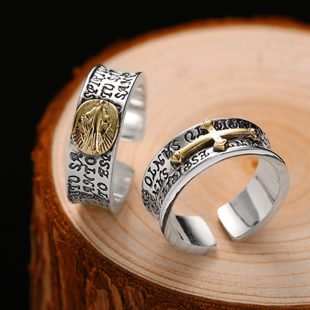 Anello regolabile in lega bicolore in oro con medaglia miracolosa in stile retrò Christianartworkshop, con benedizione di Maria - Medaglia miracolosa (adatta alle taglie USA 7-9) - image 0