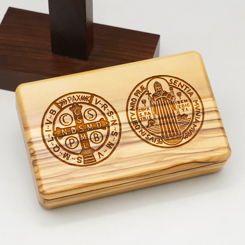 Set di rosari devozionali in legno d'ulivo di San Benedetto in stile classico Christianartworkshop - image 2