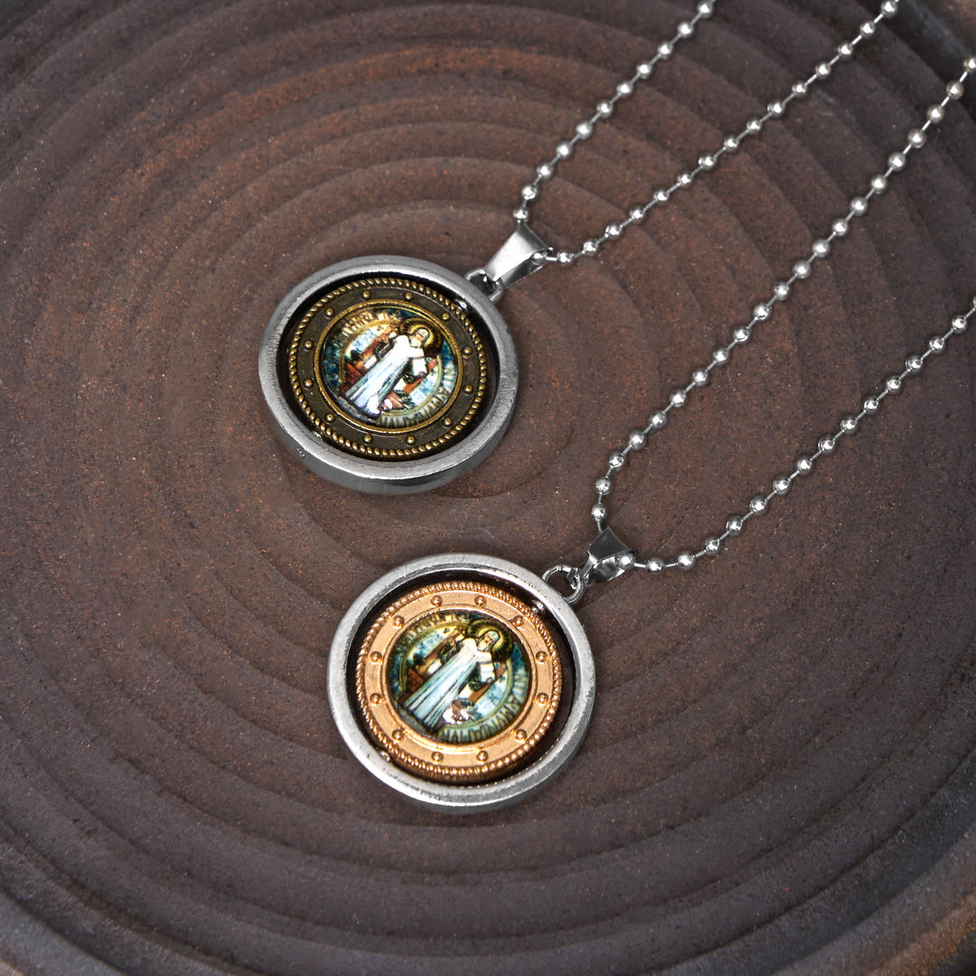 Christianartworkshop Collana con ciondolo girevole in stile retrò con icona di Gesù, San Benedetto, Vergine e Maria - San Benedetto-Rame - image 0