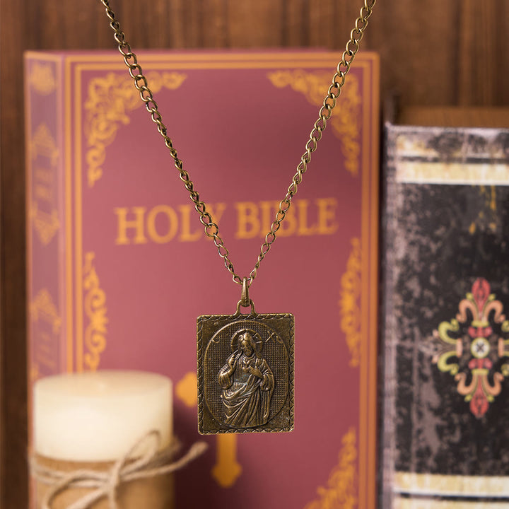 Collana con croce del Sacro Cuore in bronzo scolpito in stile classico europeo di Christianartworkshop - Sacro Cuore di Gesù - image 0