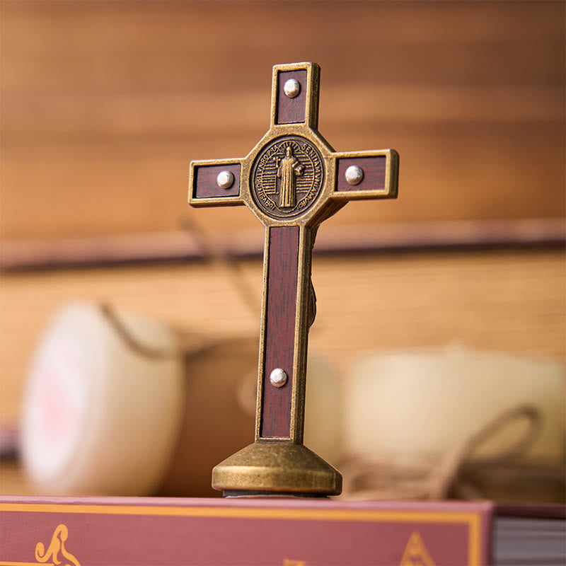 Ornamento a forma di croce di San Benedetto intarsiato in legno, stile classico europeo tradizionale Christianartworkshop - image 5