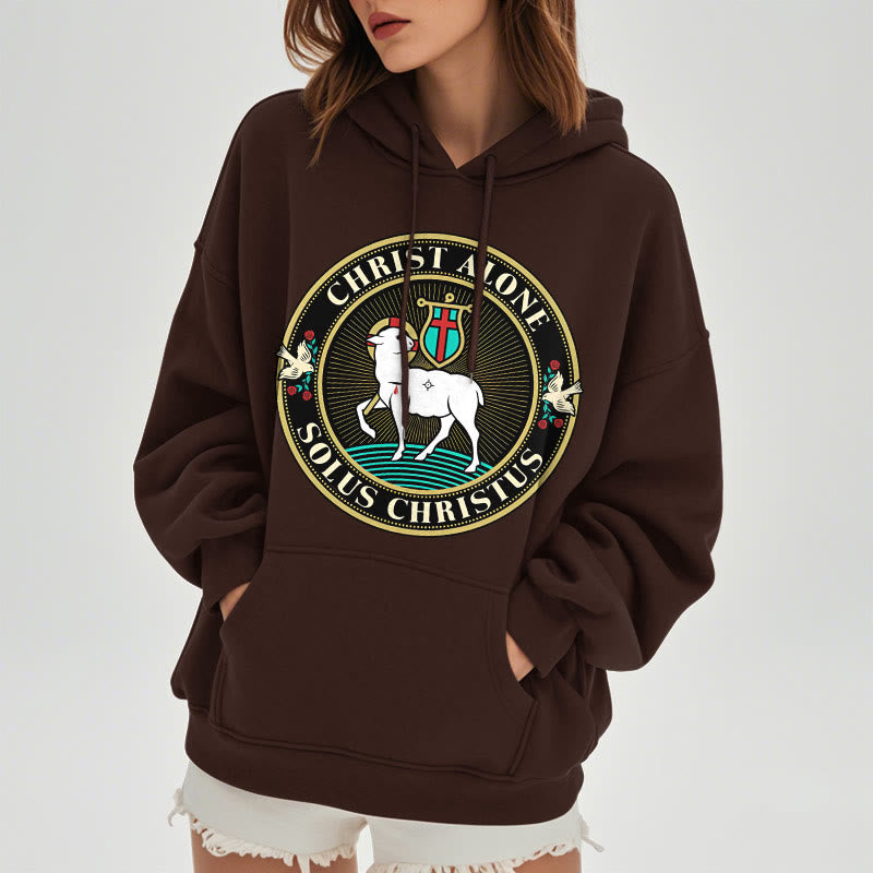 Felpa con cappuccio in poliestere foderata in pile con scritta "Cristo solo, Agnello di Dio" in stile moderno Christianartworkshop - image 17