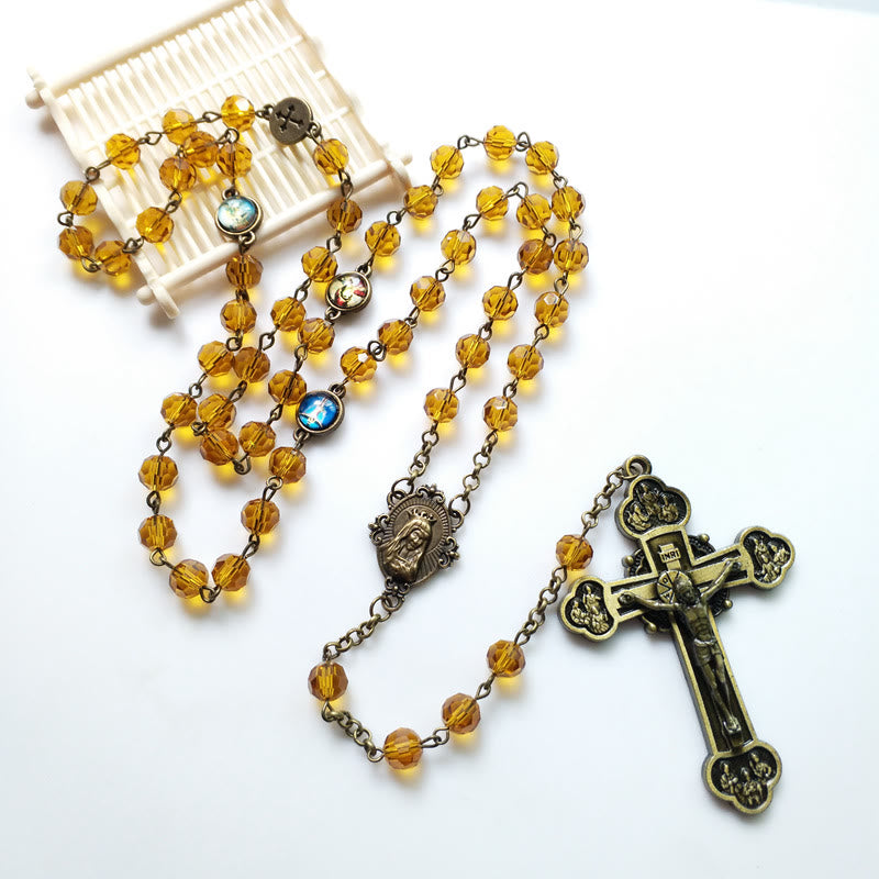 Christianartworkshop Rosario in lega di vetro giallo poliedrico da 8 mm con Vergine Maria e Crocifisso - image 3