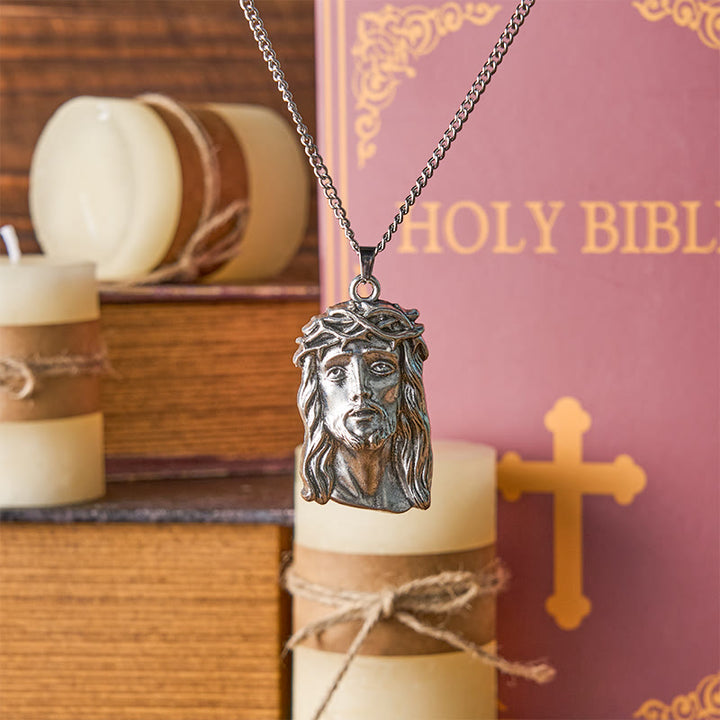 Collana con ciondolo della fede benedetta di Gesù, corona di spine in stile realistico di Christianartworkshop - Argento - image 0