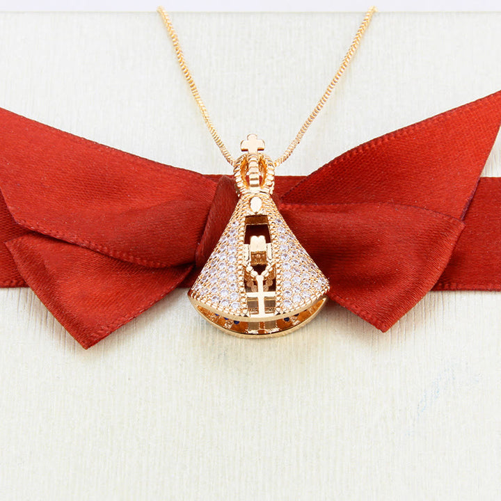 Christianartworkshop Collana con pendente di protezione divina in stile classico Nossa Senhora Aparecida - image 5