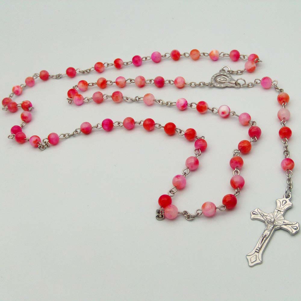 Christianartworkshop Rosario con catena in lega multicolore rotonda da 6 mm raffigurante la Madonna del Rosario e il Crocifisso - image 1