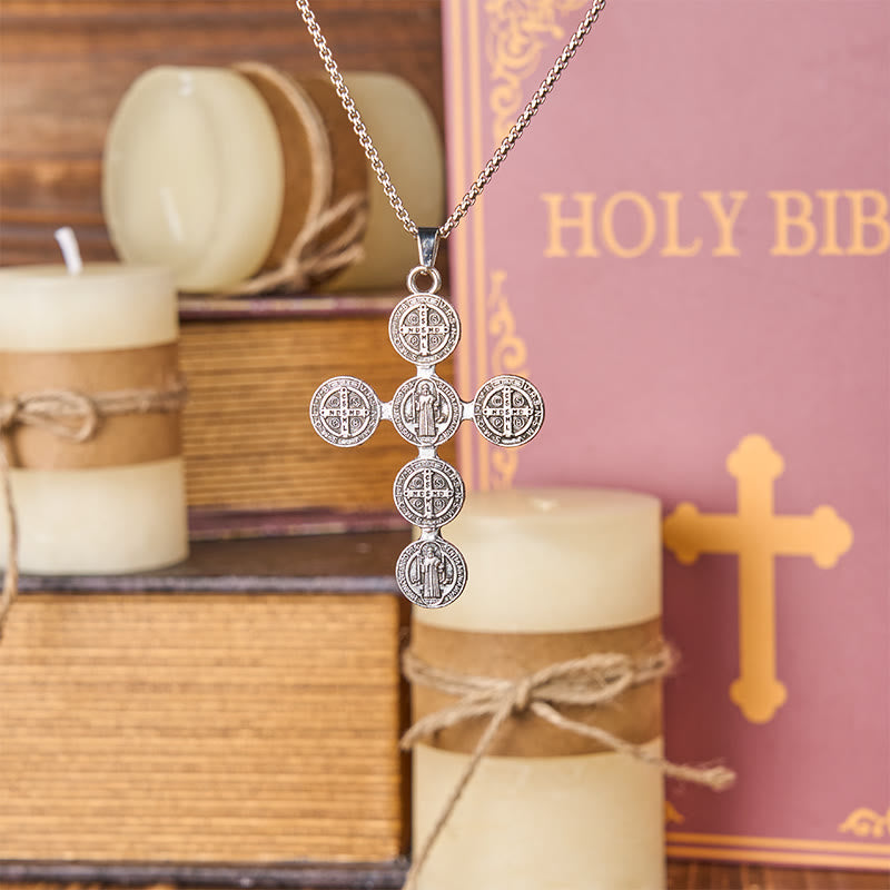 Christianartworkshop Collana con ciondolo di protezione divina con croce di San Benedetto in stile retrò classico - image 1