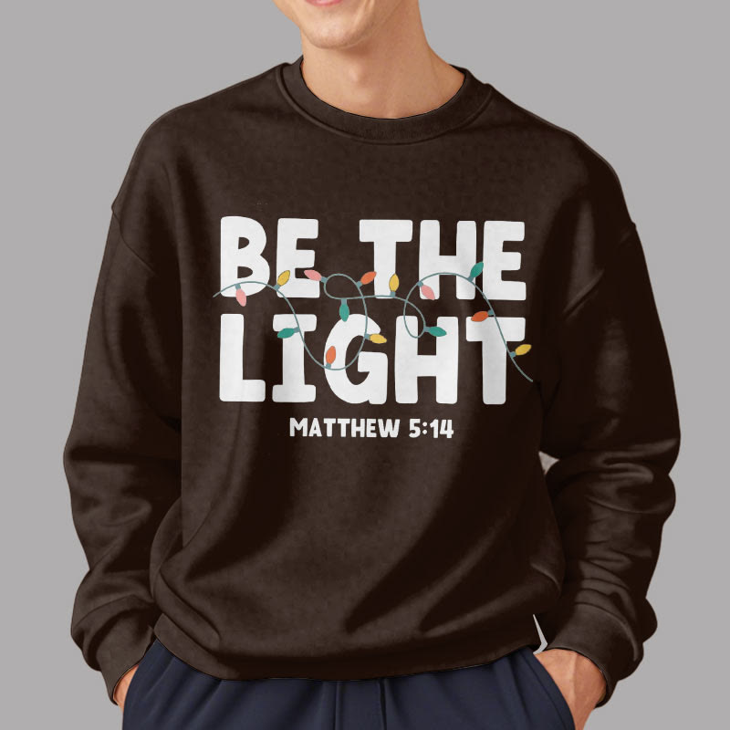 Felpa in poliestere foderata in pile con scritta "Be The Light" Christianartworkshop Quotetion Style - image 11