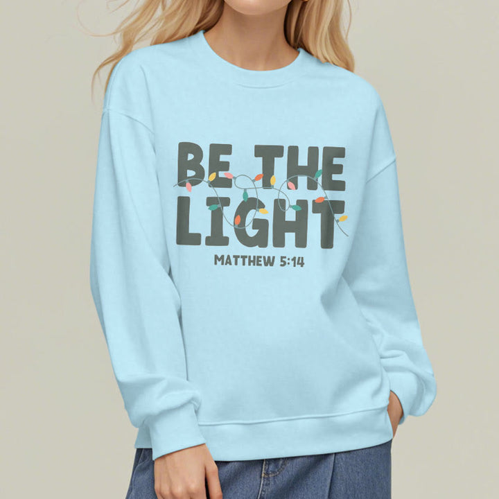 Felpa in poliestere foderata in pile con scritta "Be The Light" Christianartworkshop Quotetion Style - image 15